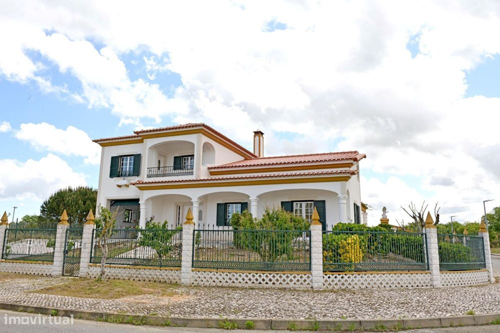 Moradia T4 + 1 com Piscina na Herdade da Aroeira  Vila Nova de Sant...