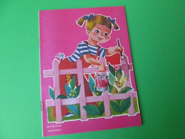 Cadernos Escolares Spring com capa para colorir Anos 70 Novos