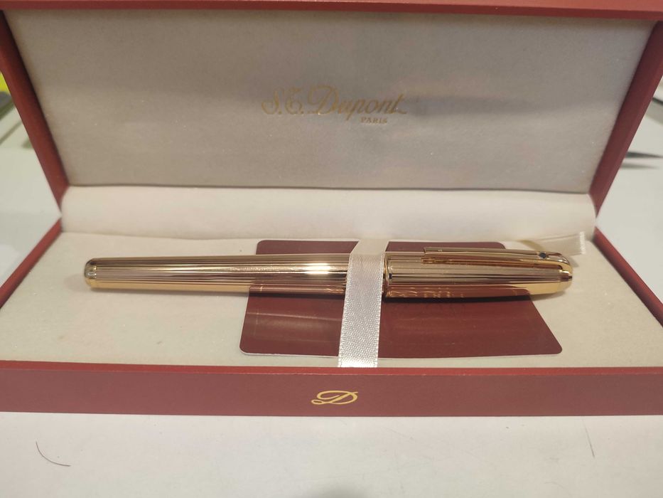 Caneta S.T. Dupont