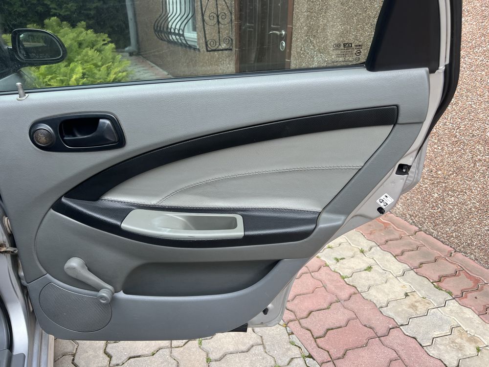 Chevrolet Lacceti 1.6 газ-бензин 2006 рік