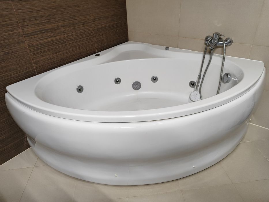 Banheira de hidromassagem