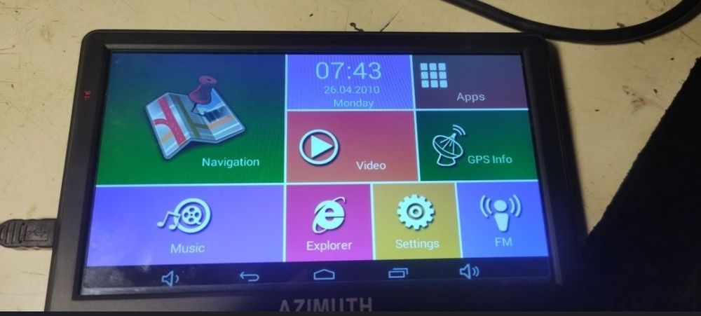 Планшет Goclever 10";  Навигатор GPS Azimuth S74