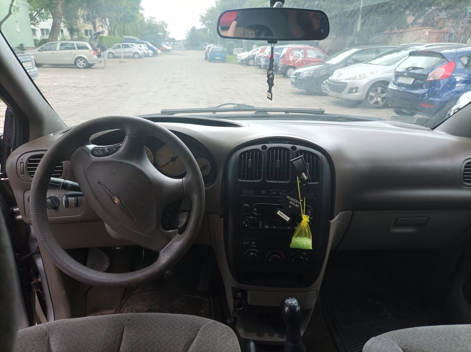 Chrysler Voyager 7-osobowy,manualna skrzynia