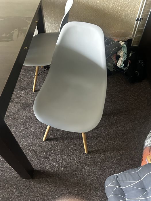 Stół rozkładany z krzeslami, kolor venge