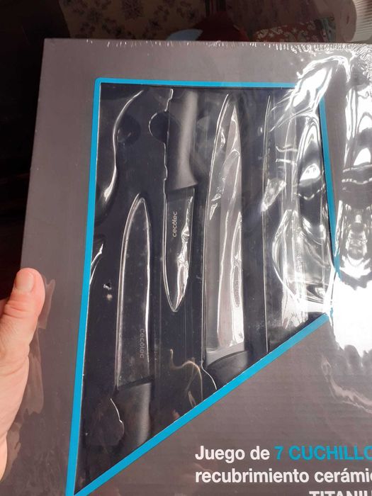 Conjunto novo de 7 facas de qualidade