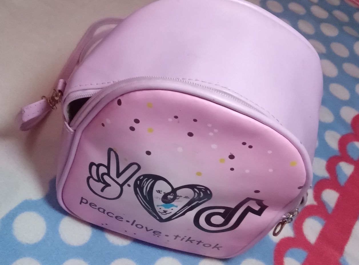 Дитячий рюкзак для дівчинки Tik Tok