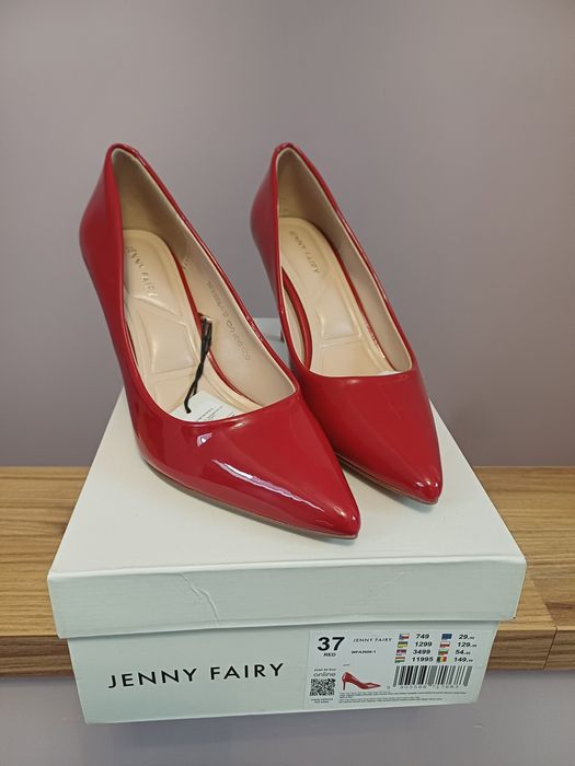 Szpilki czerwone lakierowane Nowe roz. 37- 24cm