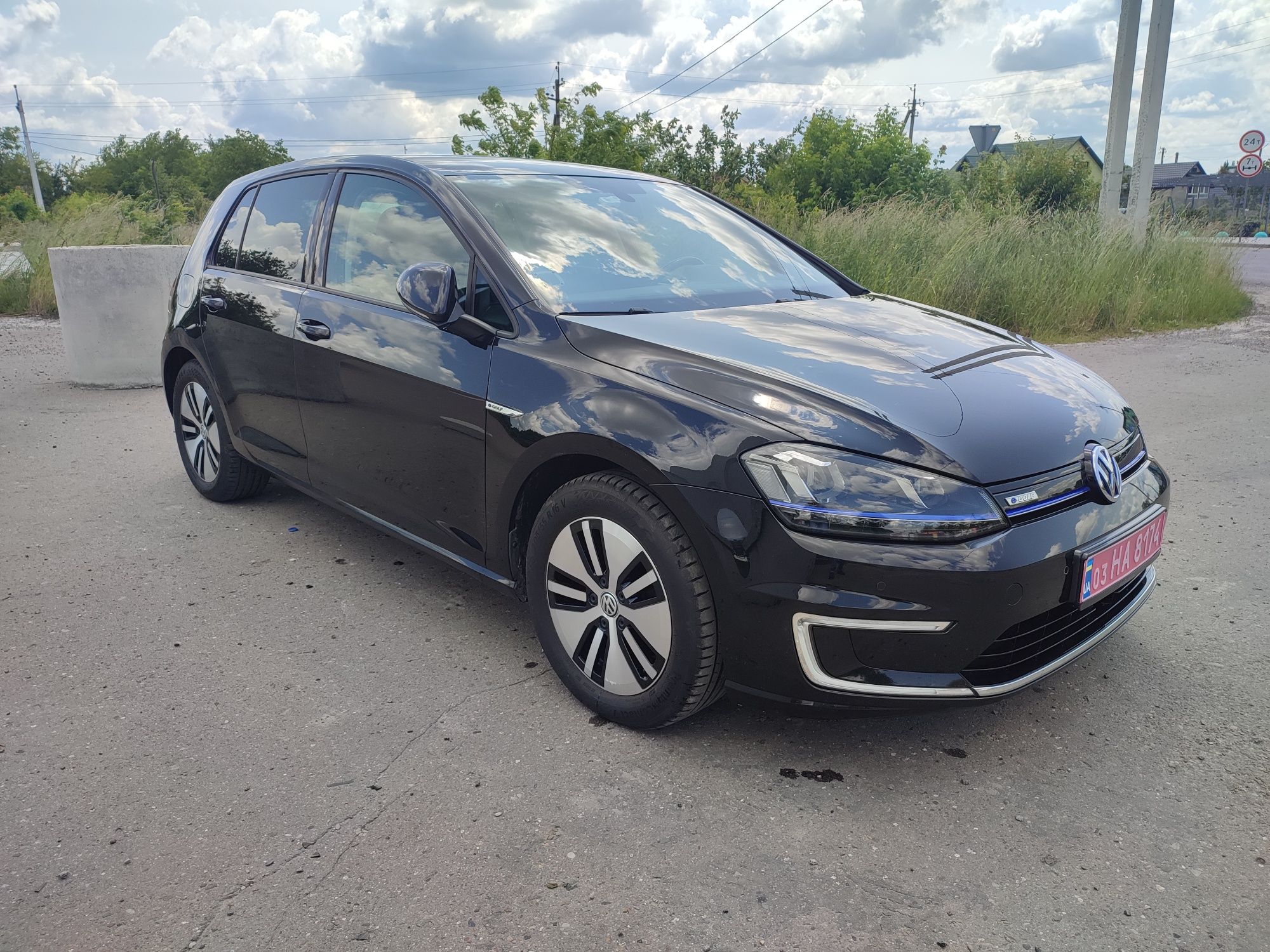 е-GOLF 2015 р. 24кВ. 116 тис.прб.