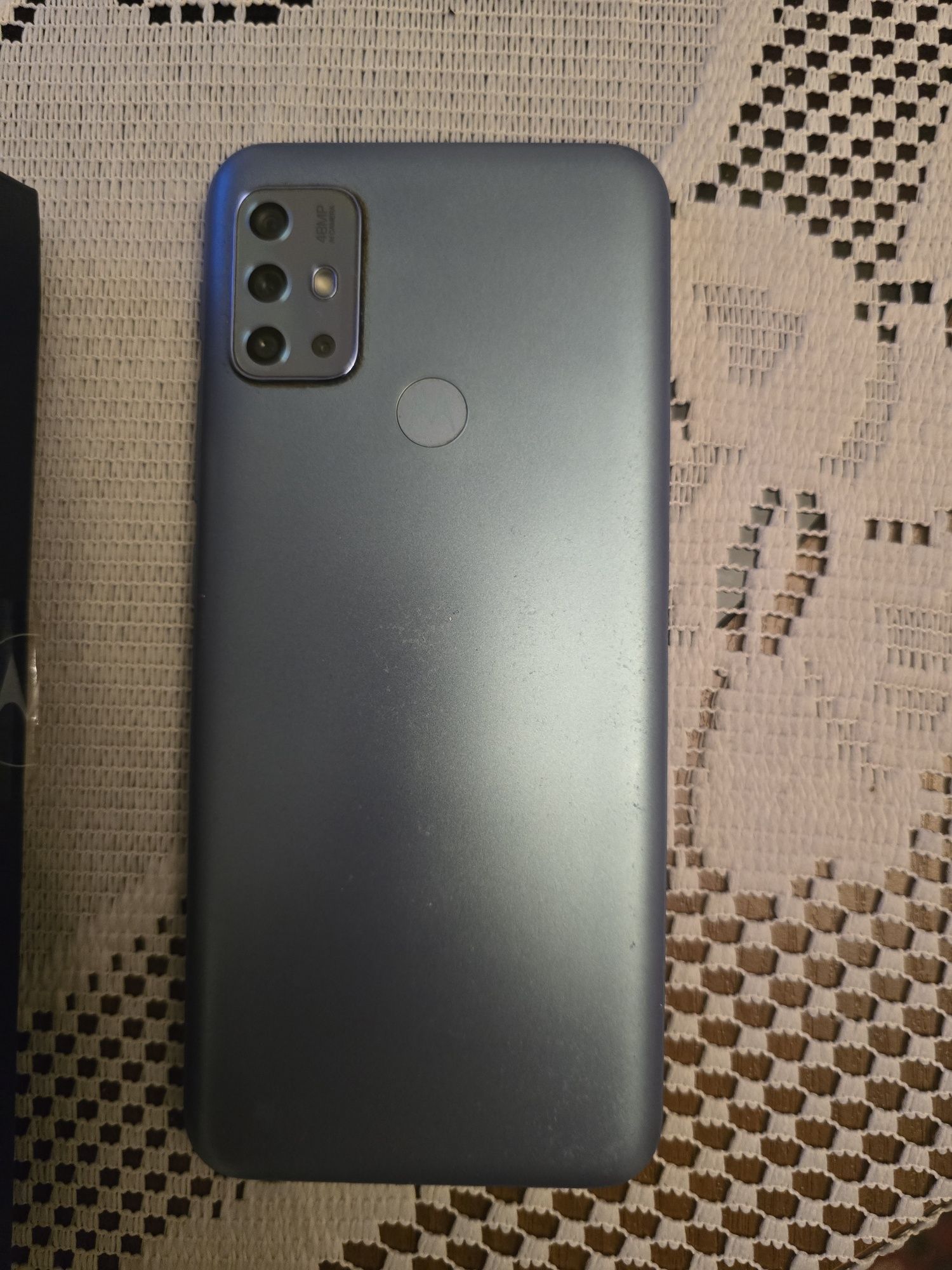 Motorola g20 używany rysa na ekranie