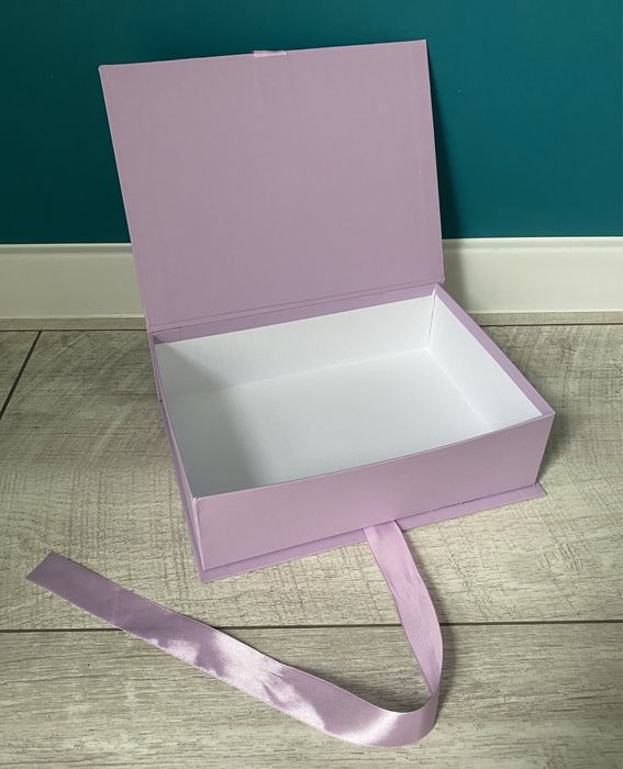 Pudełko prezentowe – szkatułka