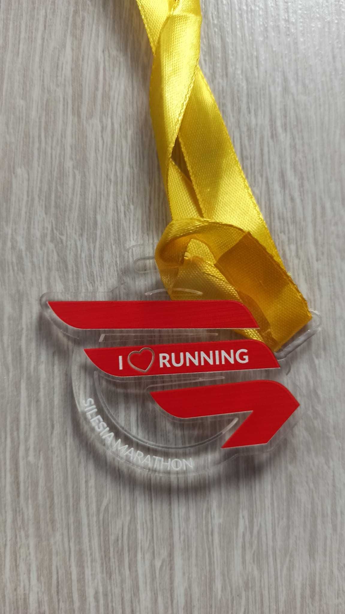 Medal z biegu Silesia Marathon