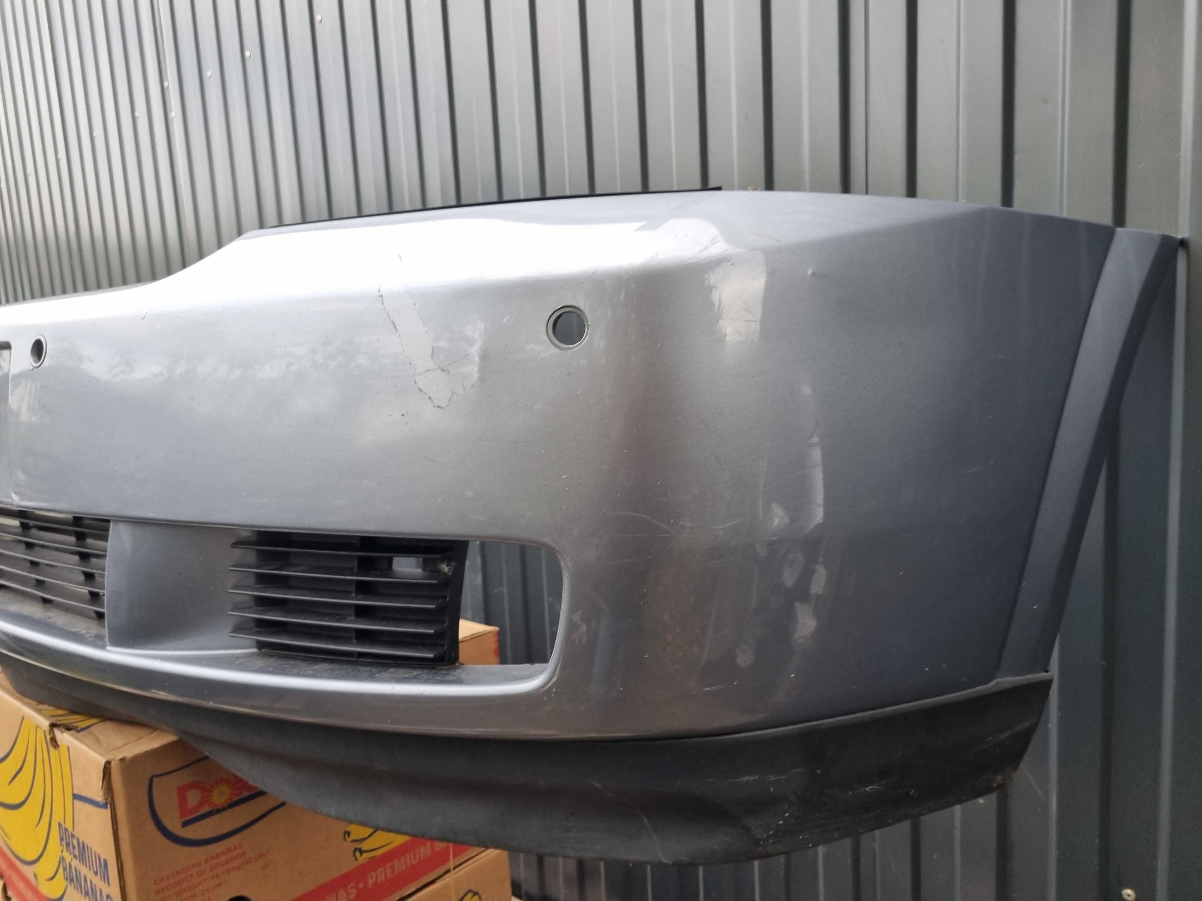 Opel Vectra C Zderzak Przód 4 PDC Kolor Z163