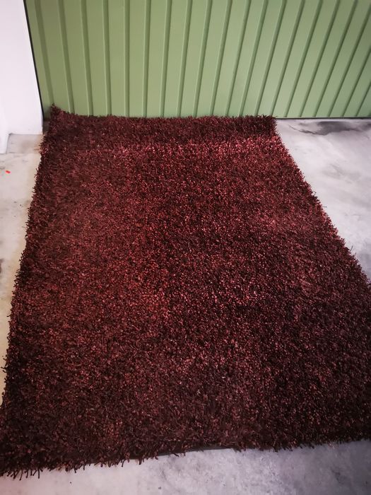 Tapete gato preto castanho