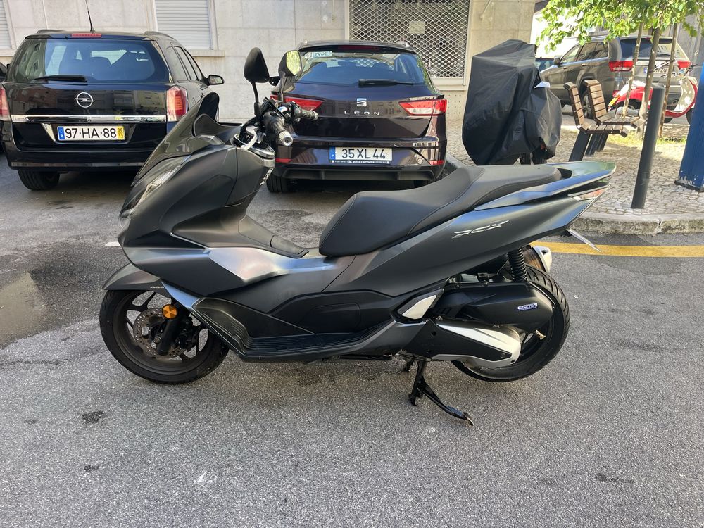 Vendo pcx 2021 super nova
