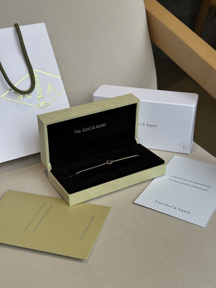 Браслет Van Cleef & Arpels Bracelet Sweet Alhambra K18 Yellow
