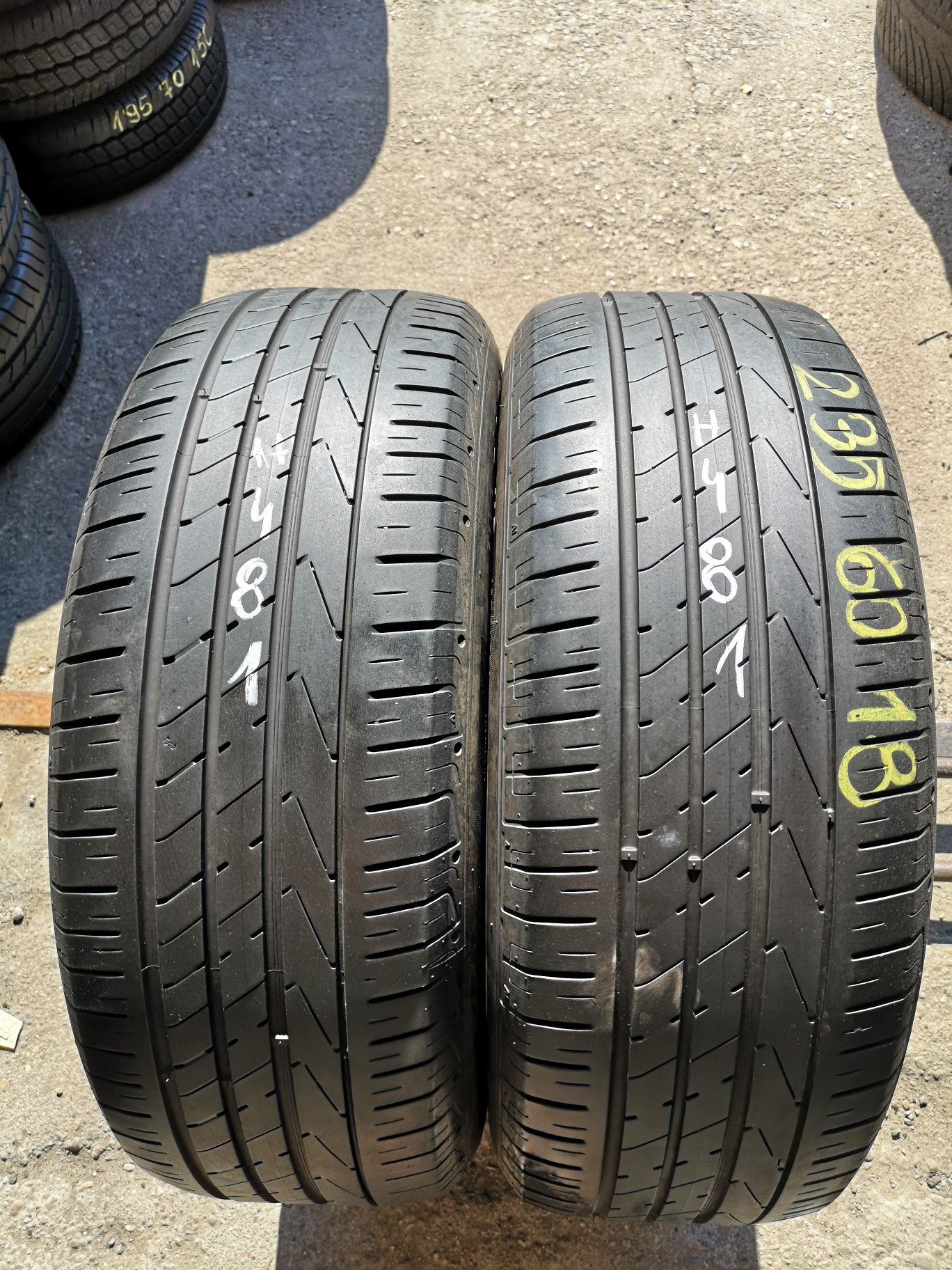 Opony letnie 235/60/18 Hankook 2szt 5mm