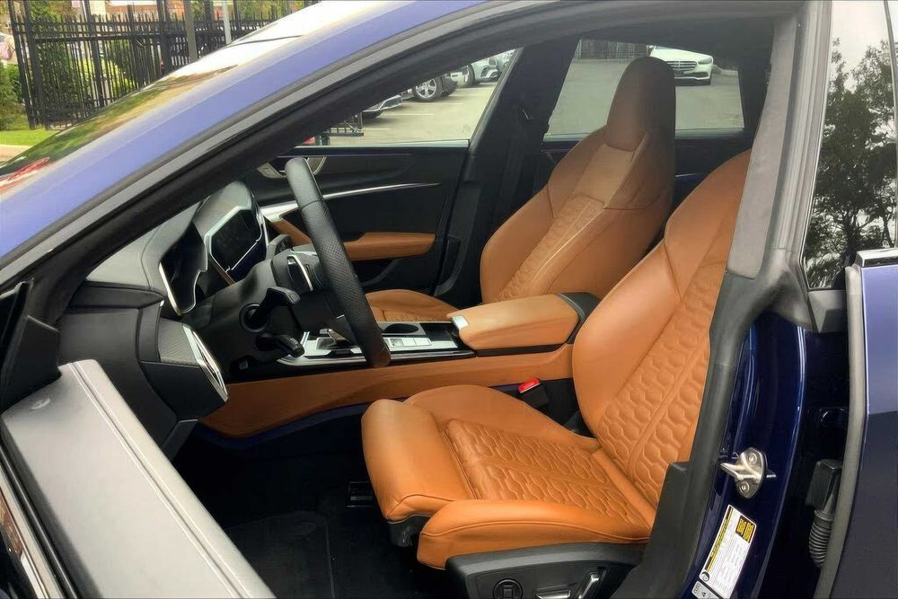 Audi RS7 quattro      2021