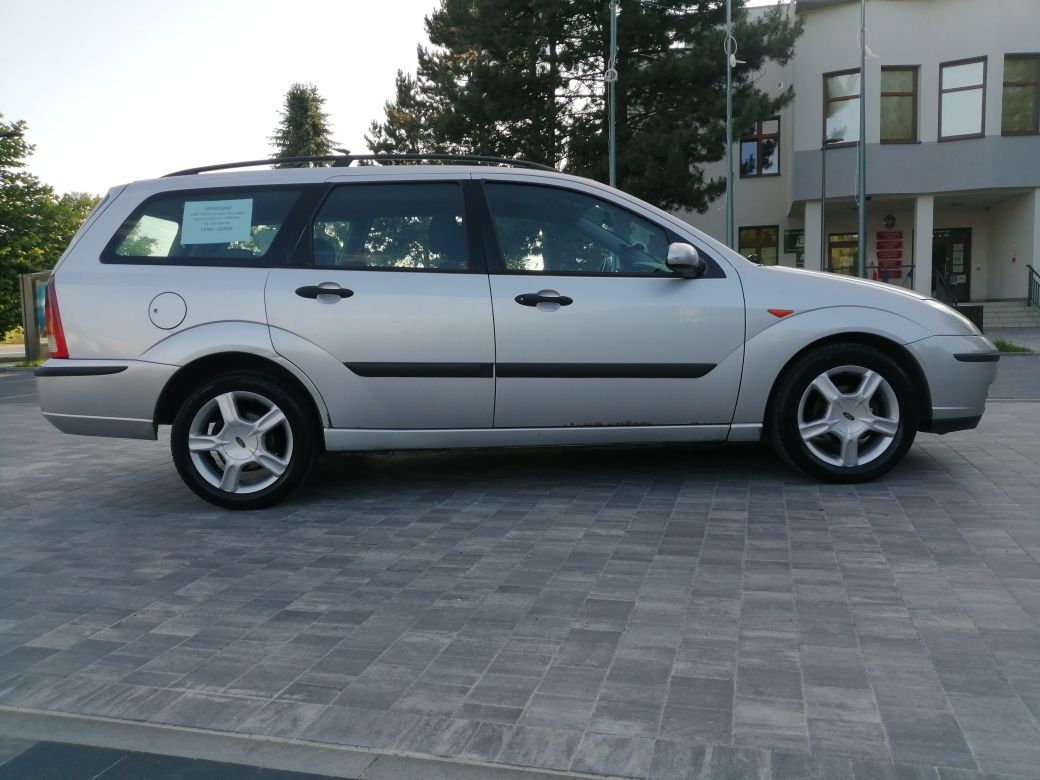 Ford Focus Mk1 1.8 Tddi 2003r kombi