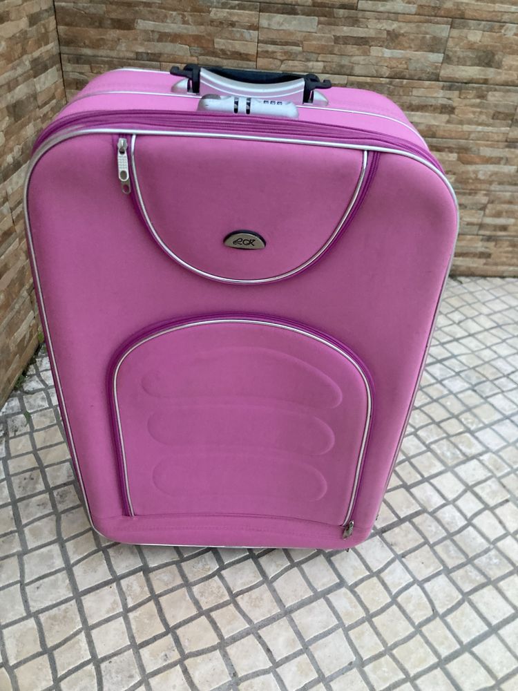 Mala de viagem de porão em bom estado