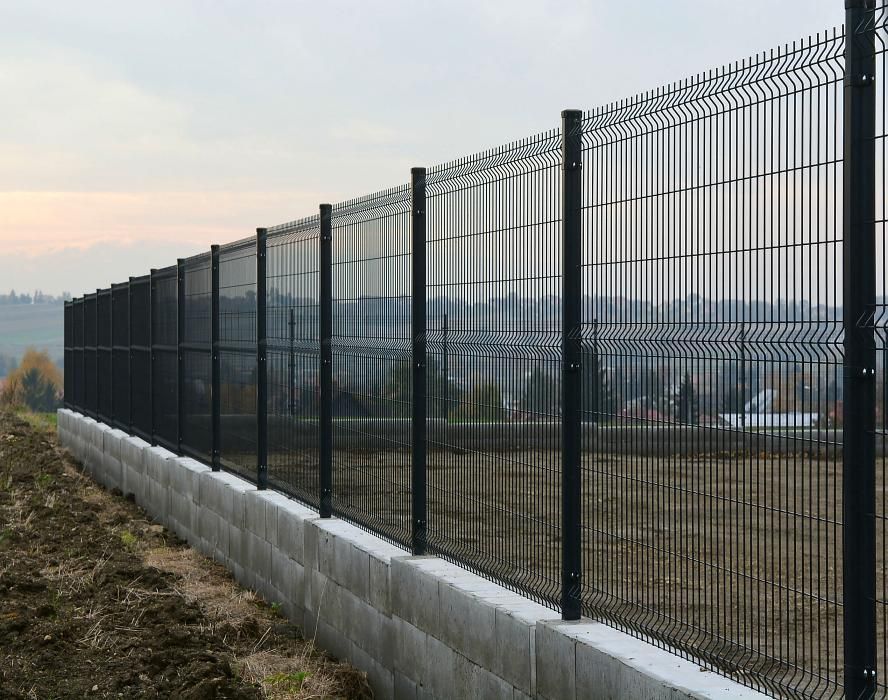 Kompletne ogrodzenie panelowe z podmurówką - 150cm wys. ocynk + kolor