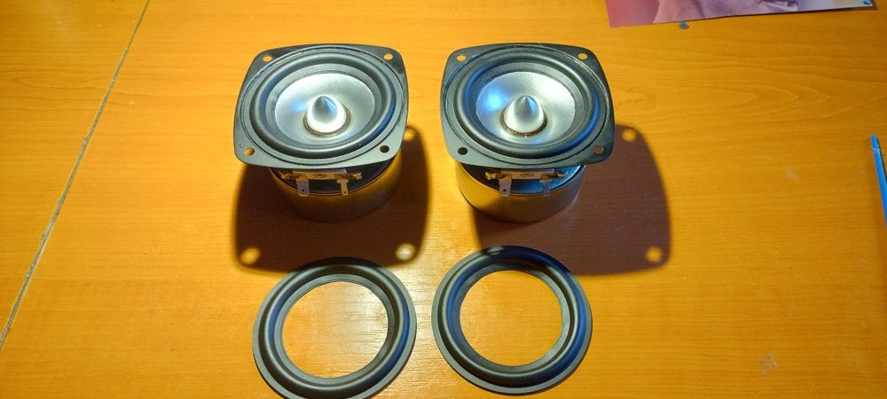 Zawieszenia gumowe do Logitech Z5500 5 sztuk