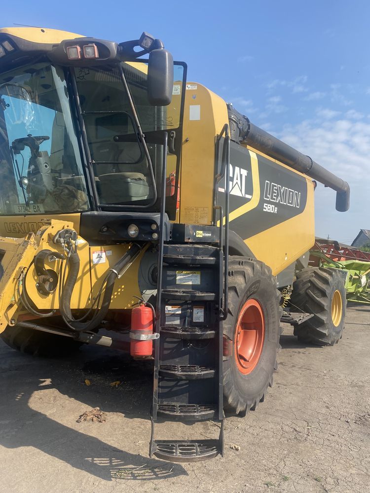 Продам комбайн claas lexion 580 Cat 600