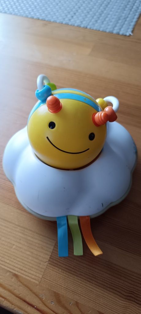 pszczółka skip hop