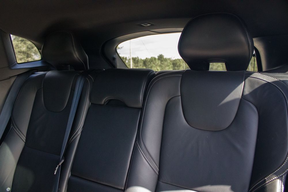 Volvo V40 D4 R-Design