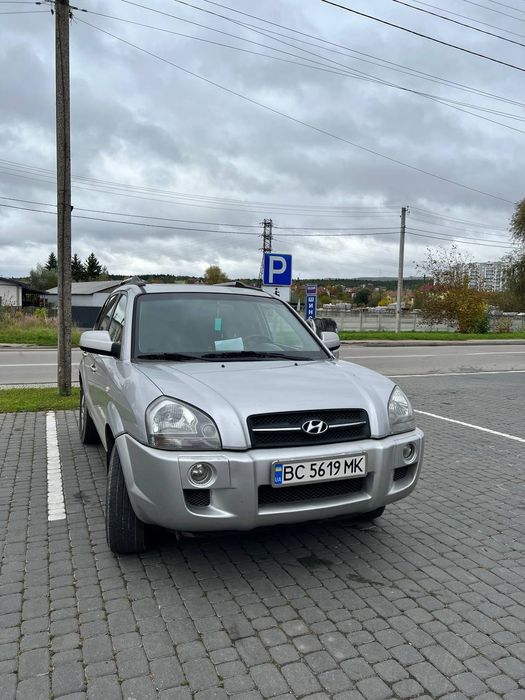Продам машину авто позашляховик