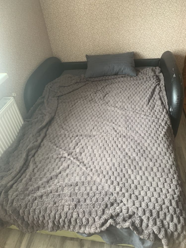 Продам складний диван ліжко