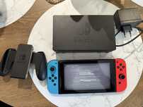 Nintendo Switch + Karta SD 128 GB
