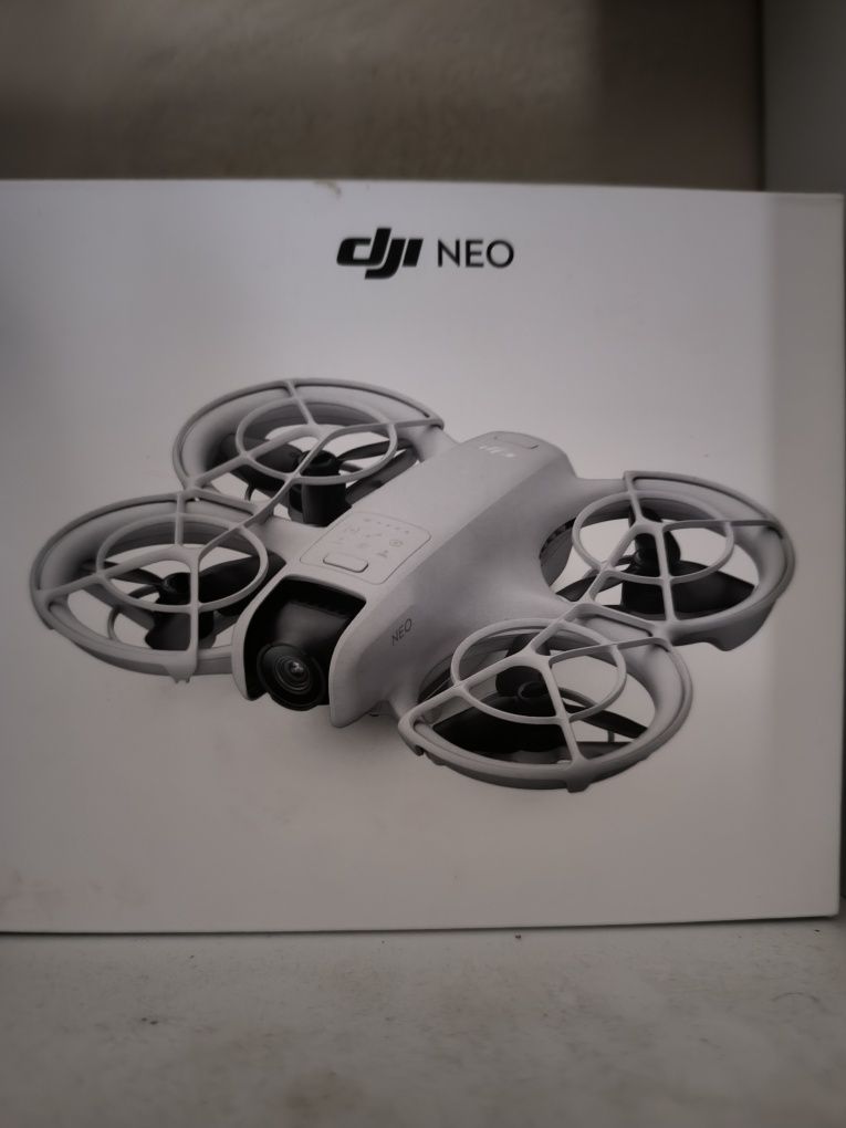 DJI NEO combo fly more