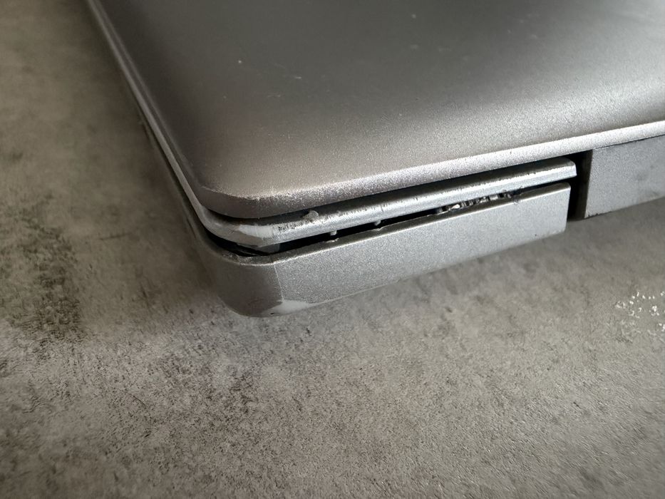 Lenovo Ideapad S320 14” - i7, 256GB SSD, 8GB RAM