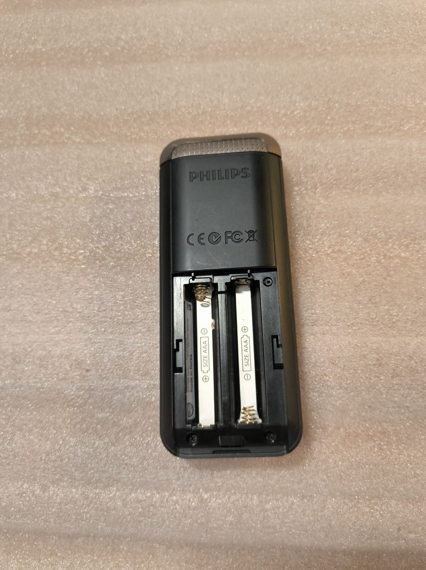 Цифровий диктофон Philips DVT 2510
