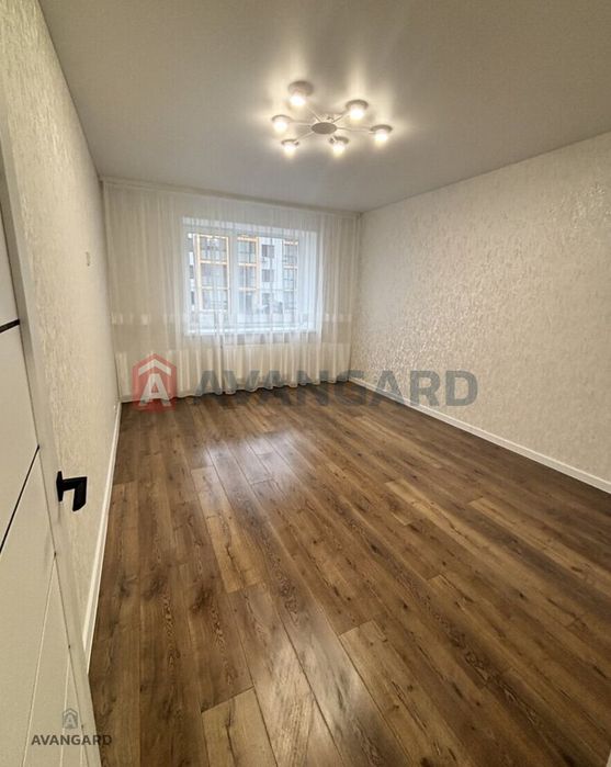 Однокімнатна квартира з ремонтом сучасний ЖК