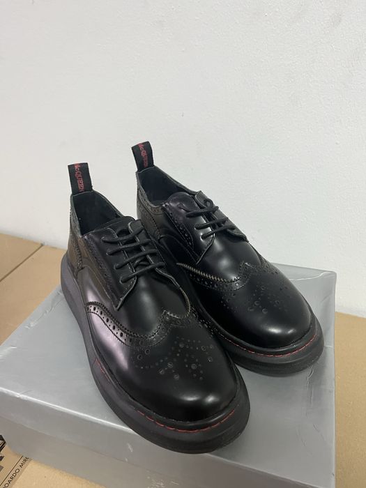 Alexander McQueen Hybrid