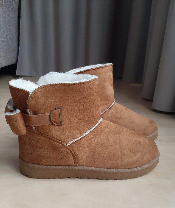 Brązowe śniegowce ESMARA