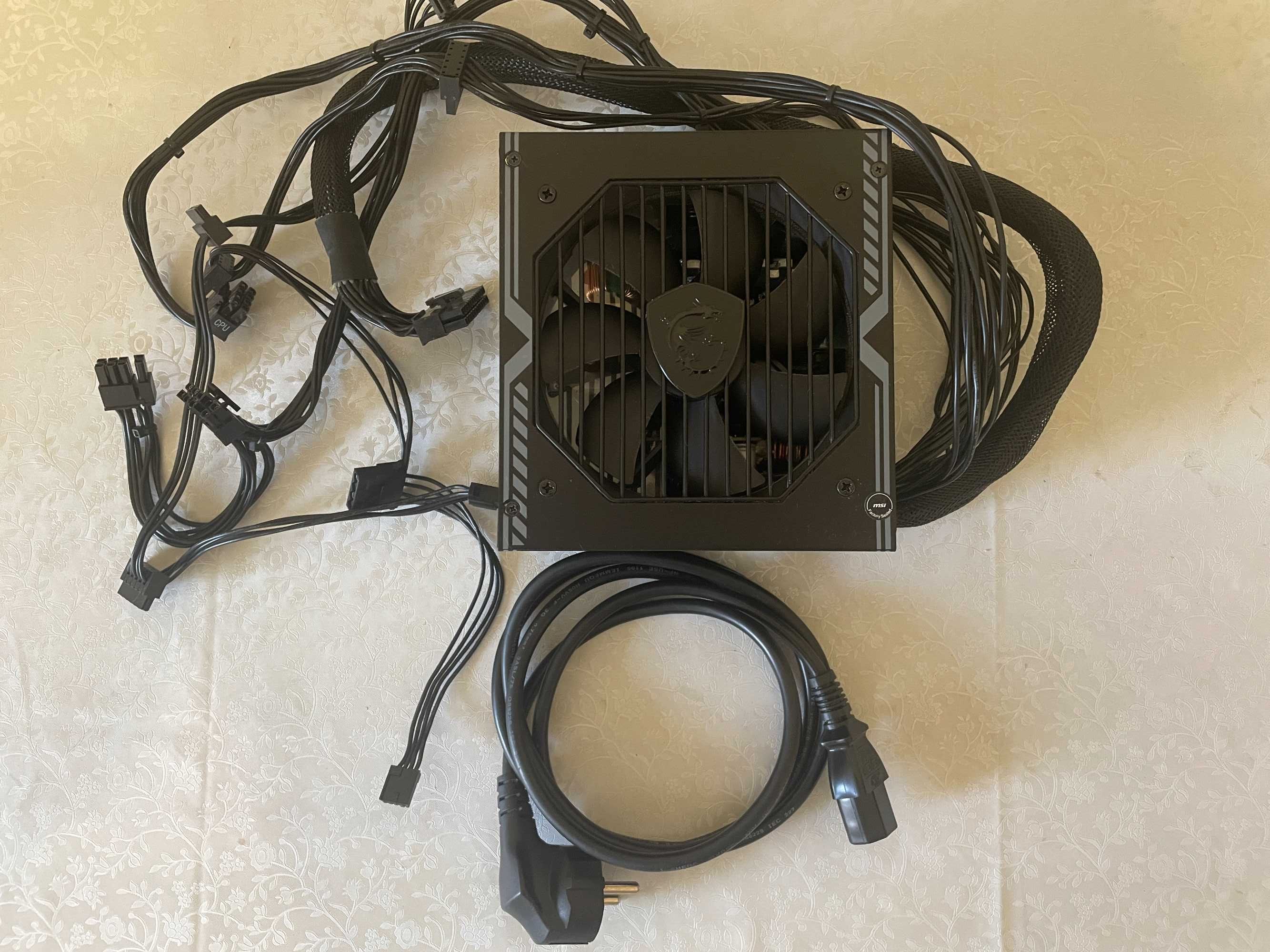 Блок живлення/Блок питания 650w MSI MAG A650BN 80+ Bronze + кабель