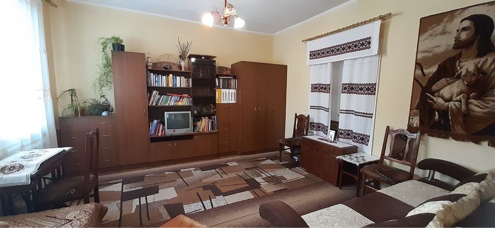 Продаж 3 кім.кв. в будинку, м. Косів, вул. Лесі Українки, 42000 $