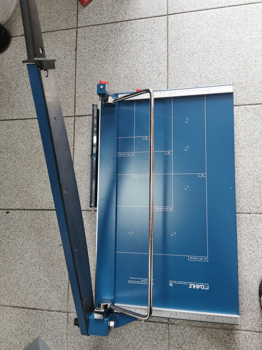 Gilotyna Dahle 587 A3