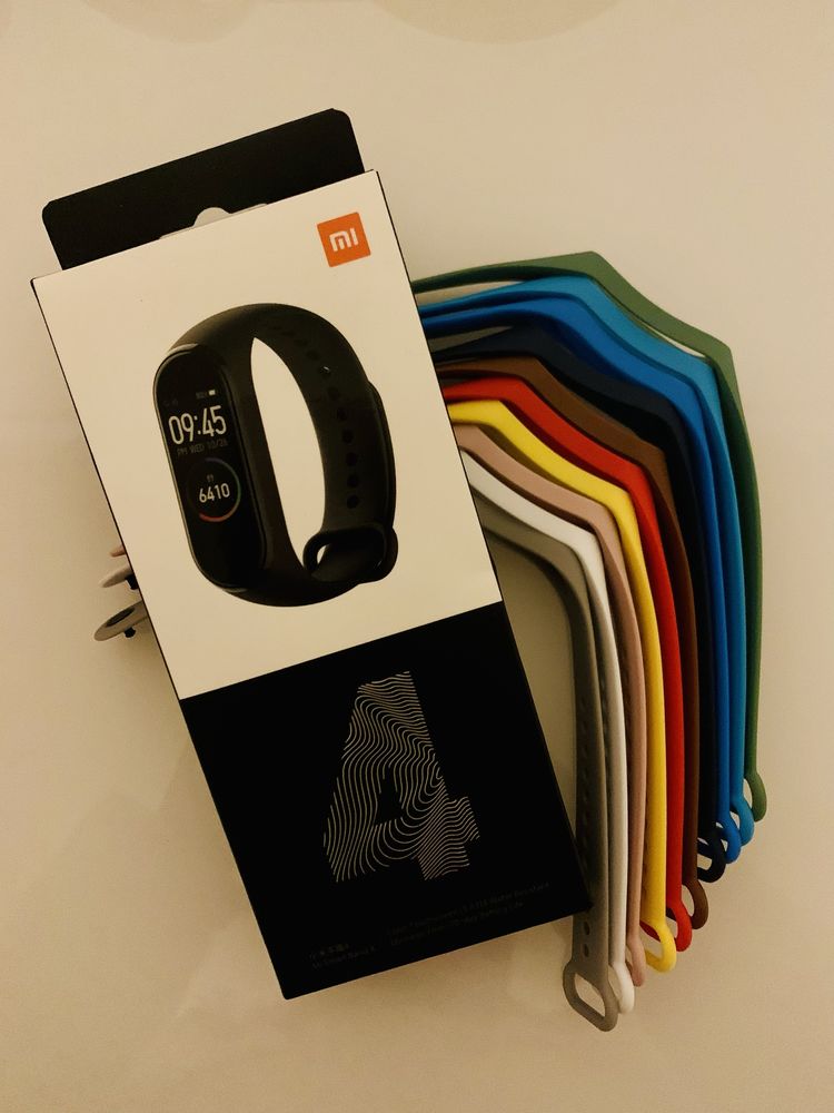 Mi Smart Band 4 Xiomi com 10 pulseiras extras