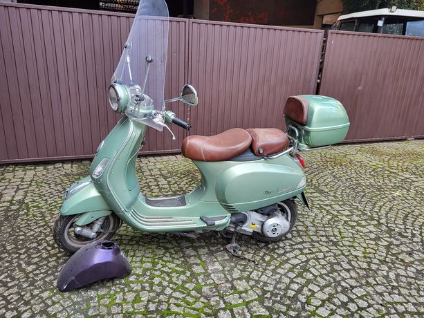 Skuter Piaggio Vespa 125 retro