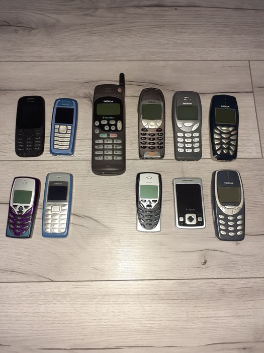 Kolekcja starych telefonow Nokia