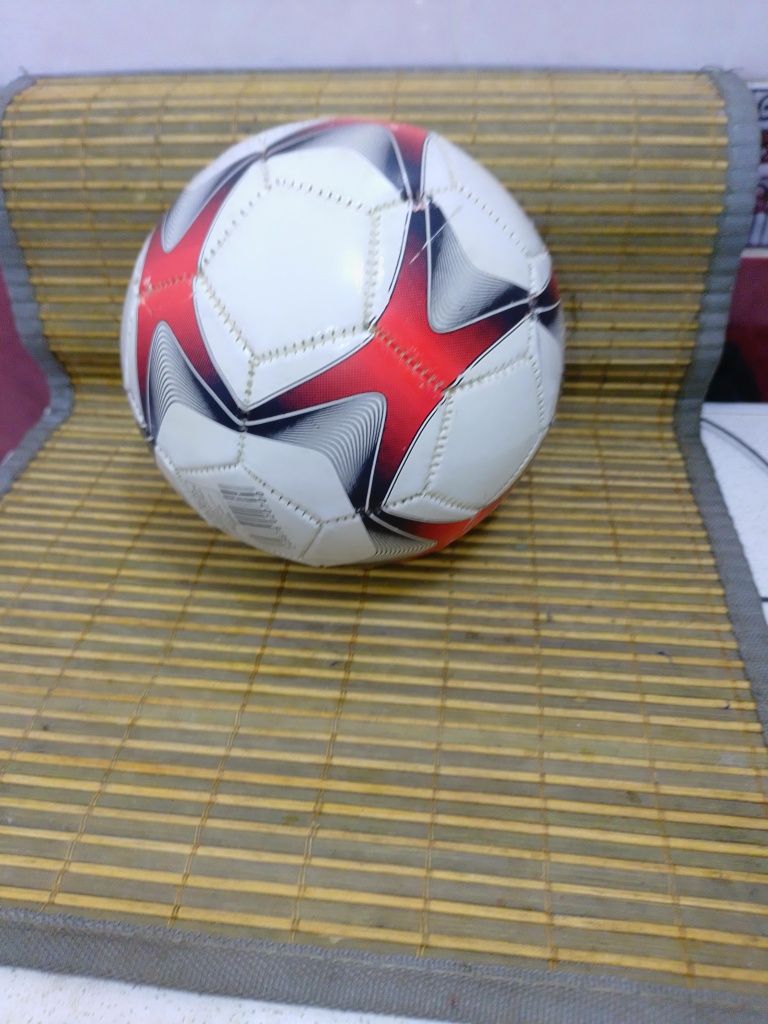 Мини-футбольный мячик