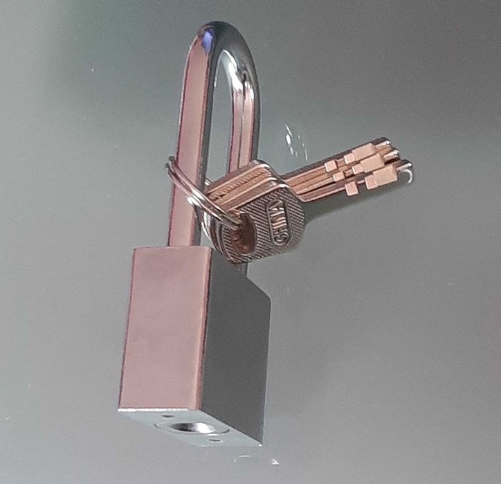 Cadeado Arco Longo de 60mm (90mm total) em Aço + 3 Chaves