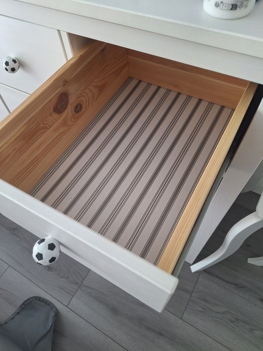 HEMNES
Cómoda c/8 gavetas, velatura branca, 160x96 cm