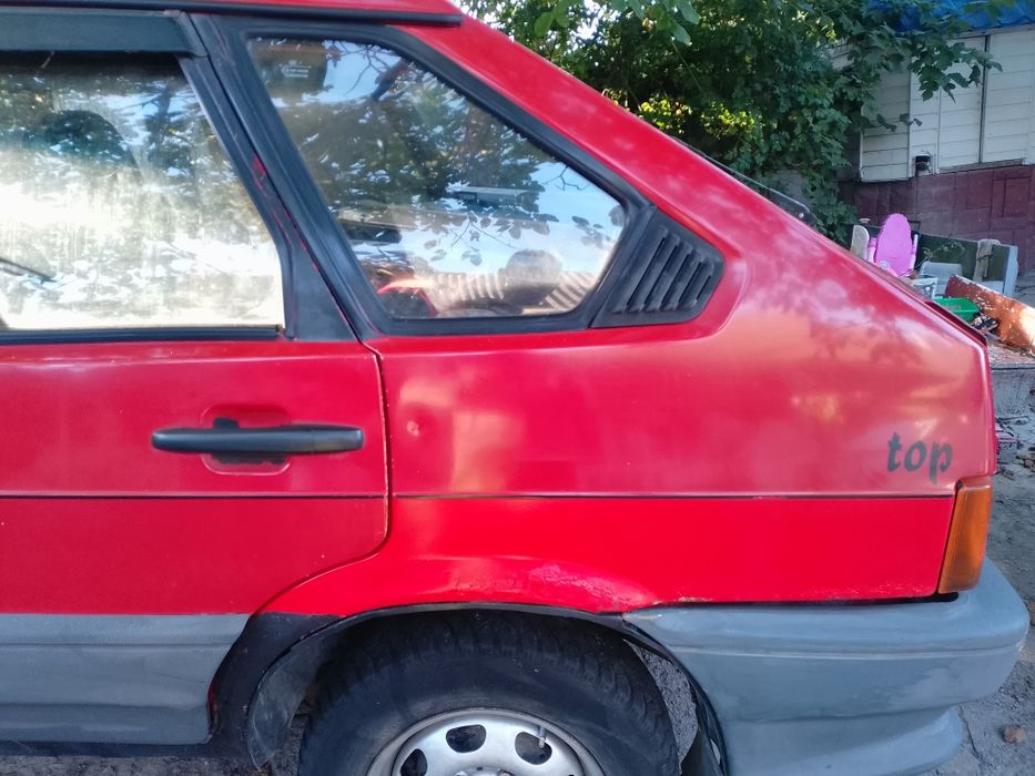 Автомобіль ВАЗ 2109