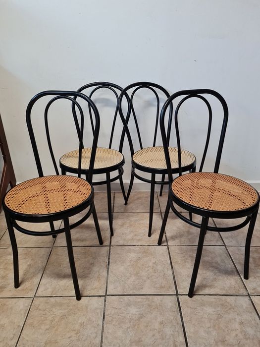 Włoskie krzesło z  rafią w stylu Thonet,rurkowe,metalowe,Mid-Centry