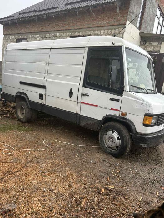 Продам Mersedes Rex 709 4.0 дизель
