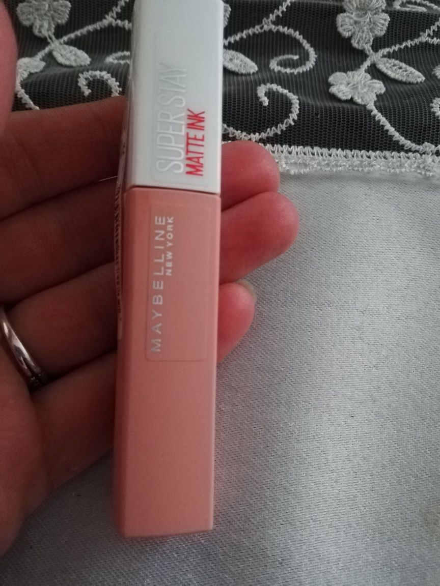 Szminka maybelline matte ink nr 05